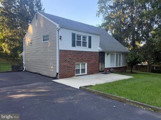 697 OLD MARPLE RD, Springfield, PA 19064