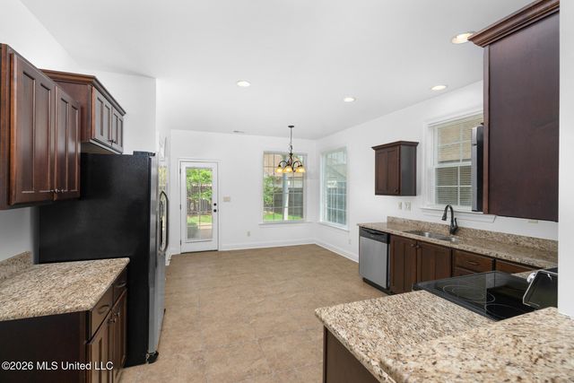 4656 E Dublin Circle, Olive Branch, MS 38654