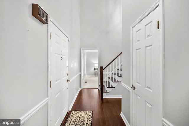 21112 MIDDAY LN, Sterling, VA 20164