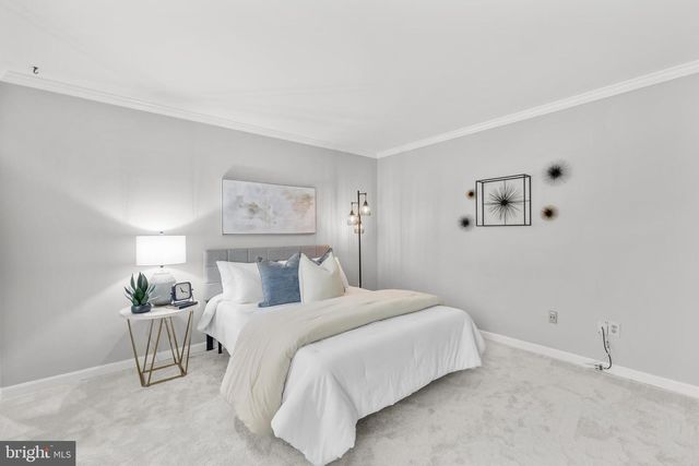 21112 MIDDAY LN, Sterling, VA 20164