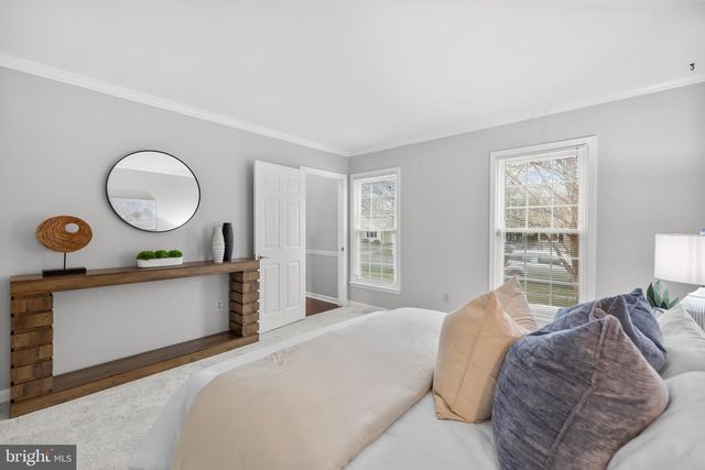 21112 MIDDAY LN, Sterling, VA 20164