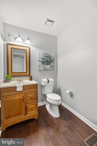 21112 MIDDAY LN, Sterling, VA 20164