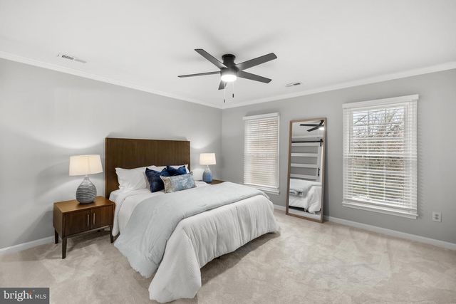 21112 MIDDAY LN, Sterling, VA 20164