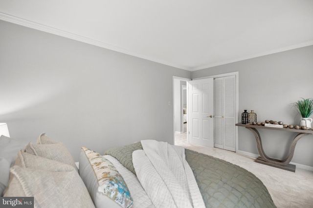 21112 MIDDAY LN, Sterling, VA 20164