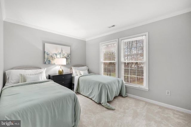 21112 MIDDAY LN, Sterling, VA 20164