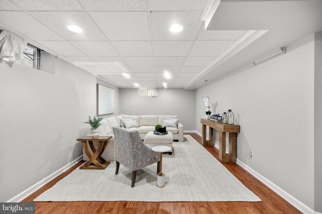 21112 MIDDAY LN, Sterling, VA 20164