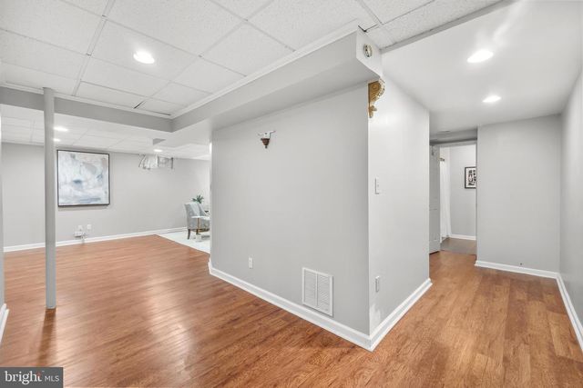 21112 MIDDAY LN, Sterling, VA 20164