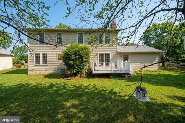 21112 MIDDAY LN, Sterling, VA 20164