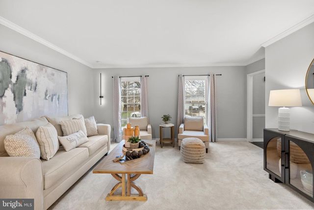 21112 MIDDAY LN, Sterling, VA 20164