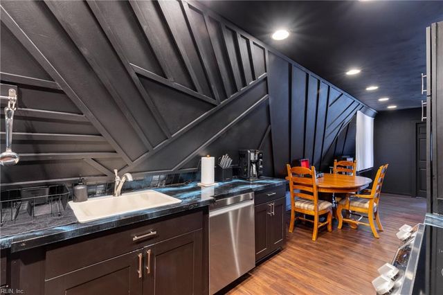 309 Pompano LN, Virginia Beach, VA 23456