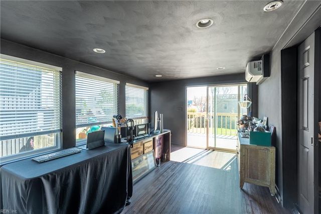 309 Pompano LN, Virginia Beach, VA 23456