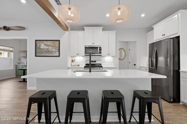 184 DAHLIA FALLS Drive, St. Johns, FL 32259