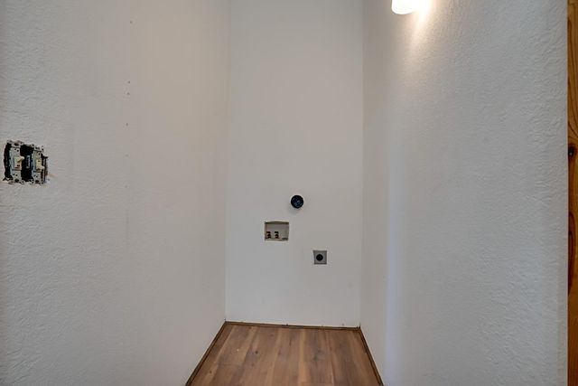 184 Carmel Rd, Burson, CA 95225