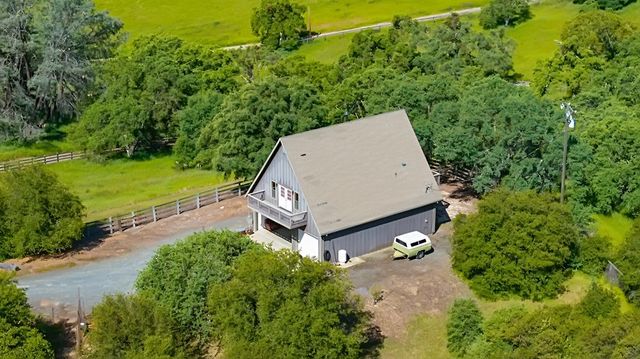 184 Carmel Rd, Burson, CA 95225