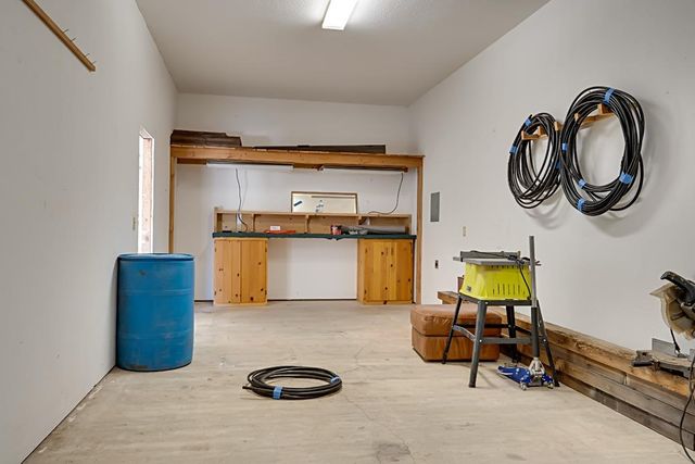 184 Carmel Rd, Burson, CA 95225