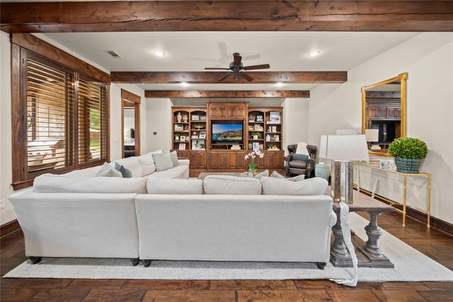 6987 Canal, Tyler, TX 75703