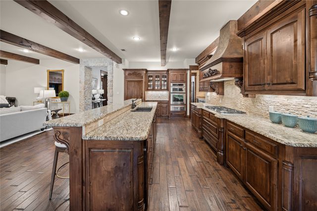 6987 Canal, Tyler, TX 75703