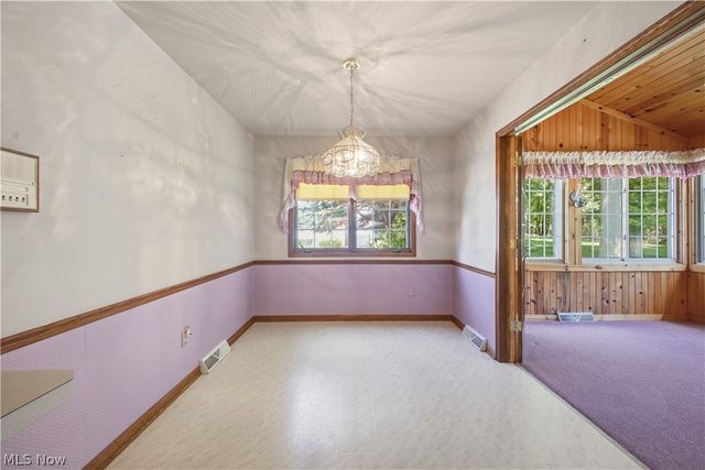 204 Colonial Drive, Canfield, OH 44406