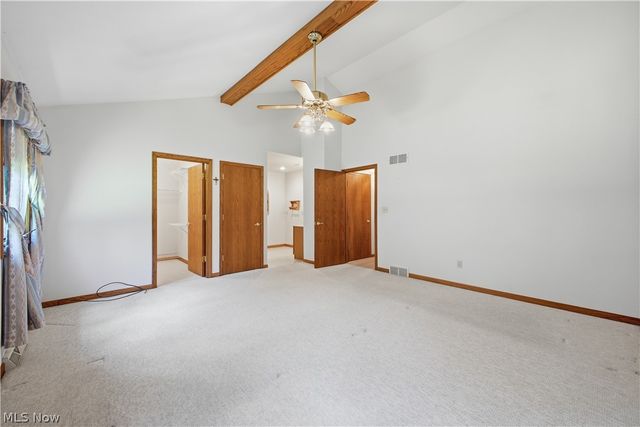 204 Colonial Drive, Canfield, OH 44406