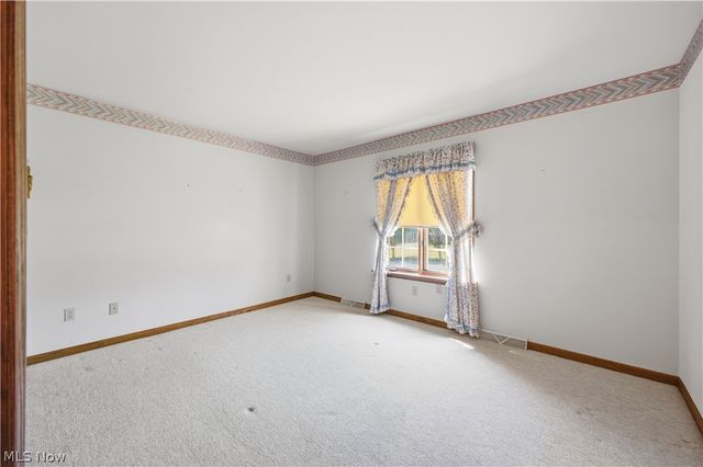 204 Colonial Drive, Canfield, OH 44406