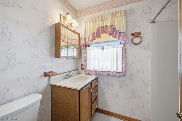 204 Colonial Drive, Canfield, OH 44406