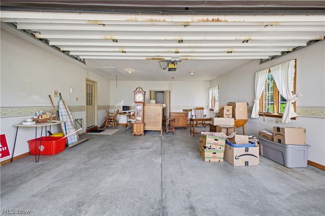 204 Colonial Drive, Canfield, OH 44406