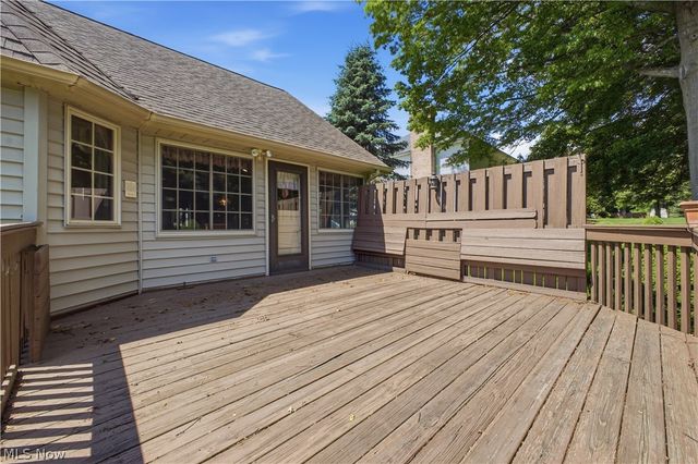 204 Colonial Drive, Canfield, OH 44406