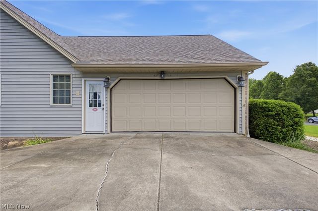 204 Colonial Drive, Canfield, OH 44406