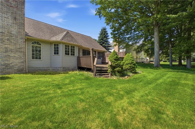 204 Colonial Drive, Canfield, OH 44406
