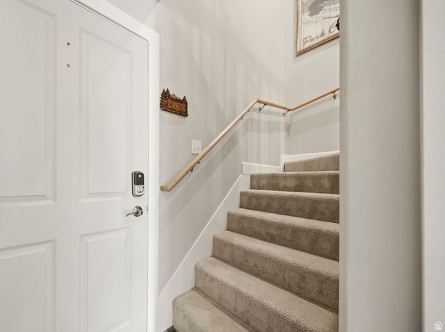 6605 OVERLAND DR #301, Park City, UT 84098