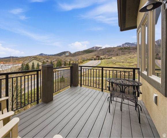 6605 OVERLAND DR #301, Park City, UT 84098