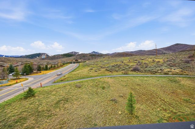 6605 OVERLAND DR #301, Park City, UT 84098