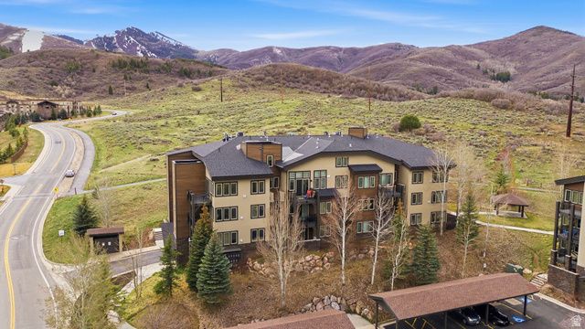 6605 OVERLAND DR #301, Park City, UT 84098