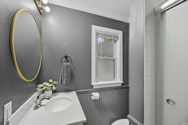 610 E Victoria Street, South Bend, IN 46614