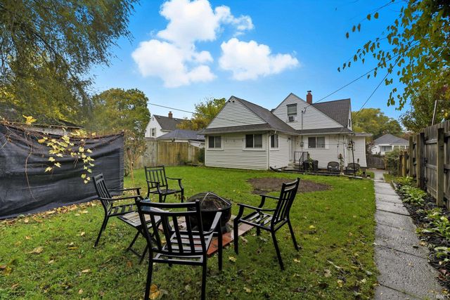 610 E Victoria Street, South Bend, IN 46614