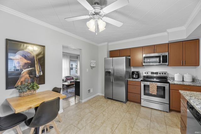 610 E Victoria Street, South Bend, IN 46614