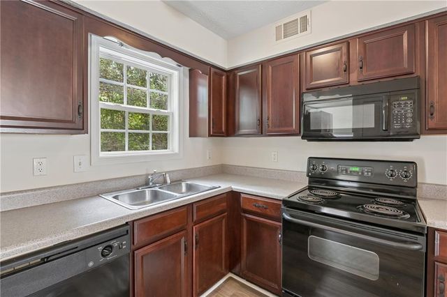 203 Twin Pines Court, Dallas, GA 30132