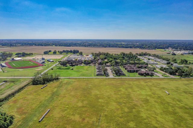 2320 County Road 166, Wharton, TX 77488