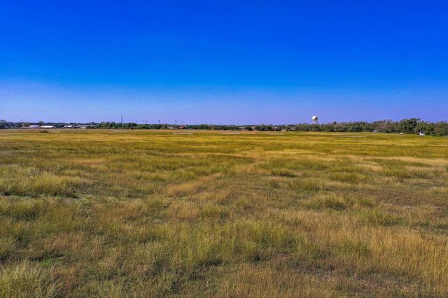 2320 County Road 166, Wharton, TX 77488