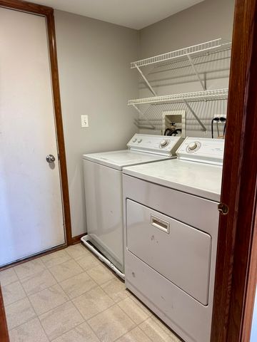 2929 Caldwell Lane, Geneva, IL 60134