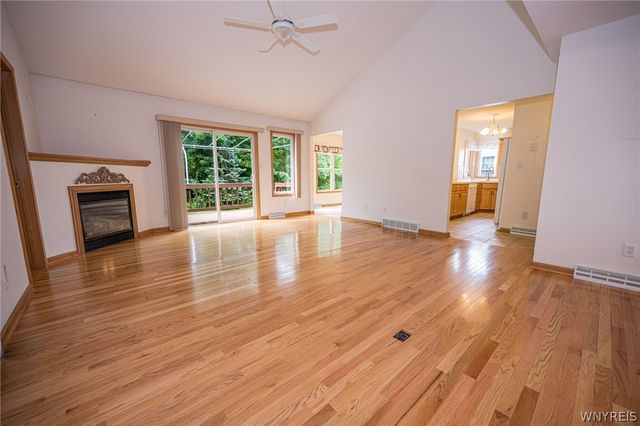 5 Alexander Parkway, Pendleton, NY 14120