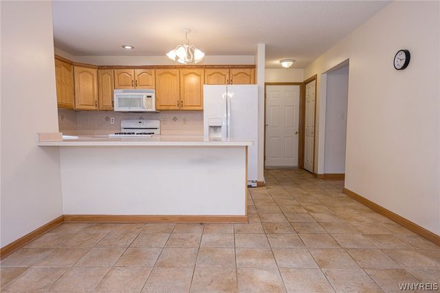 5 Alexander Parkway, Pendleton, NY 14120