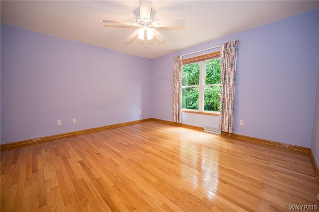 5 Alexander Parkway, Pendleton, NY 14120