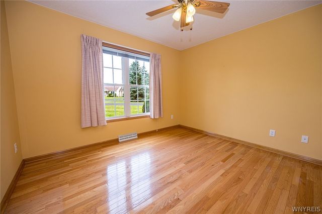 5 Alexander Parkway, Pendleton, NY 14120