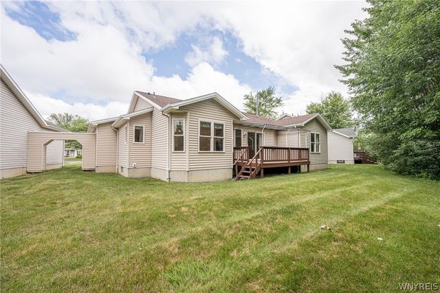 5 Alexander Parkway, Pendleton, NY 14120