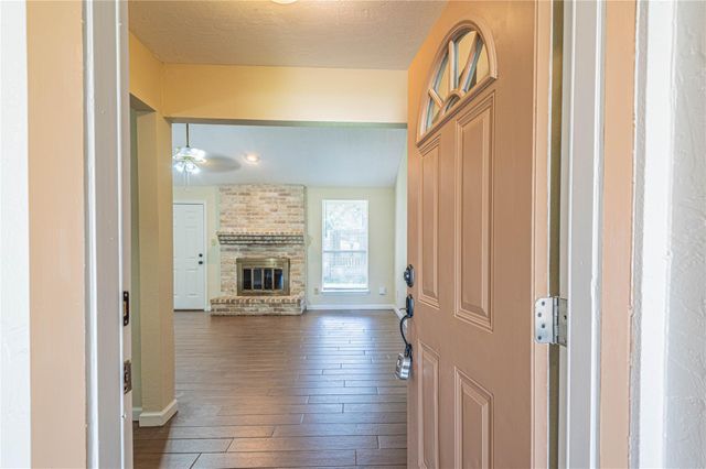 11438 Brook Meadow Drive, Houston, TX 77089