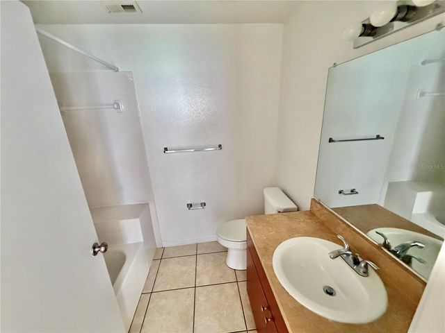 2550 N ALAFAYA TRAIL 2111, Orlando, FL 32826