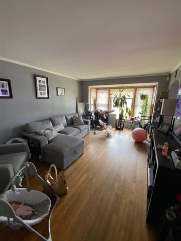 6559 S Kilpatrick Avenue, Chicago, IL 60629