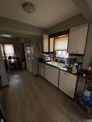 6559 S Kilpatrick Avenue, Chicago, IL 60629