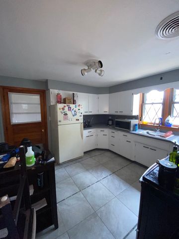 6559 S Kilpatrick Avenue, Chicago, IL 60629